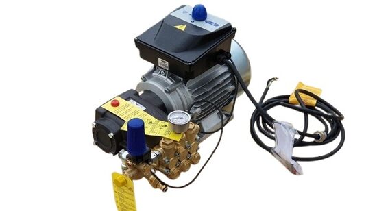 Augstspiediena mazgāšanas aprīkojums MMD 15250R+dzinējs 5.5kW