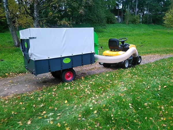 Lapu savacējs 6 ZS ar piekabi