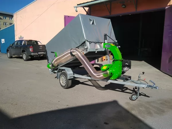 Lapu savācējs ar piekabi EP400 13ZS